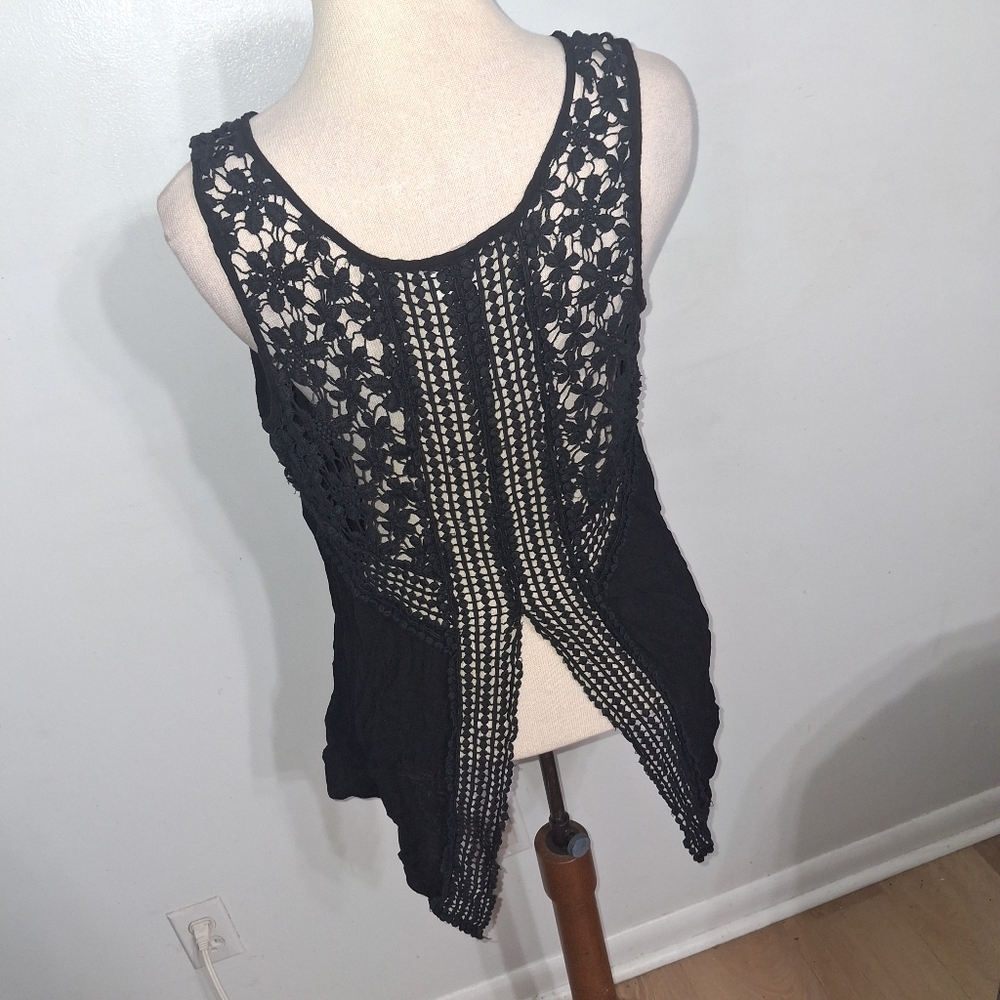 Stylish Black Tank Top- W Sz Large - Picture 3 of 9
